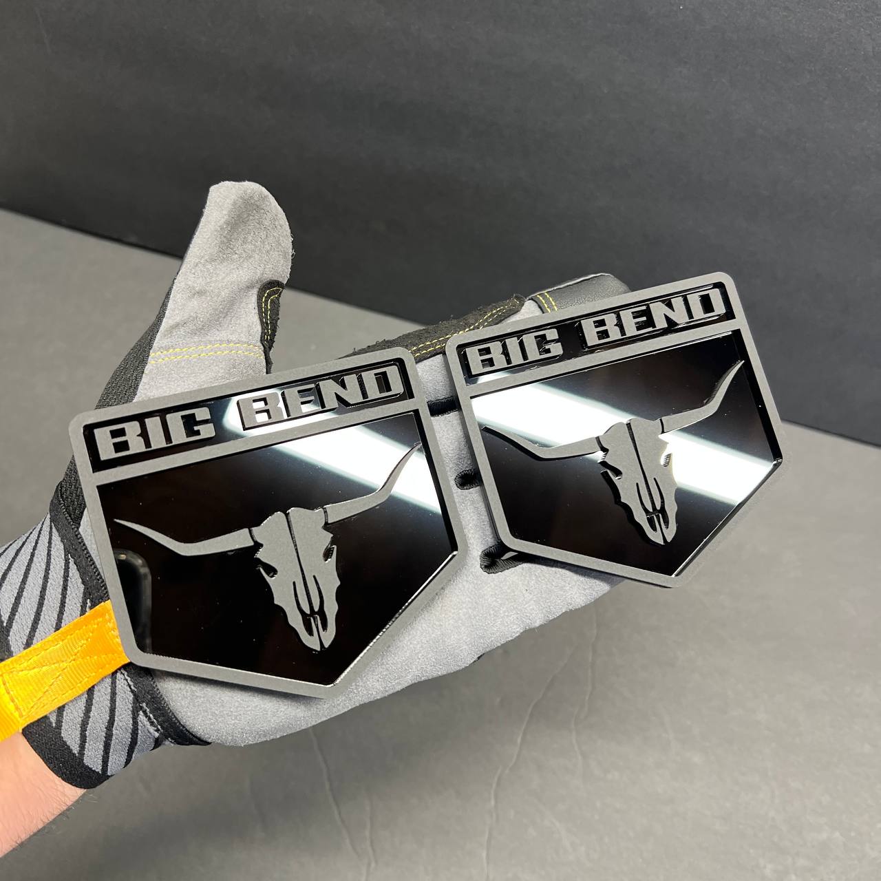 Big Bend western style Car Badge Fender Emblem for automotive exterior decoration.