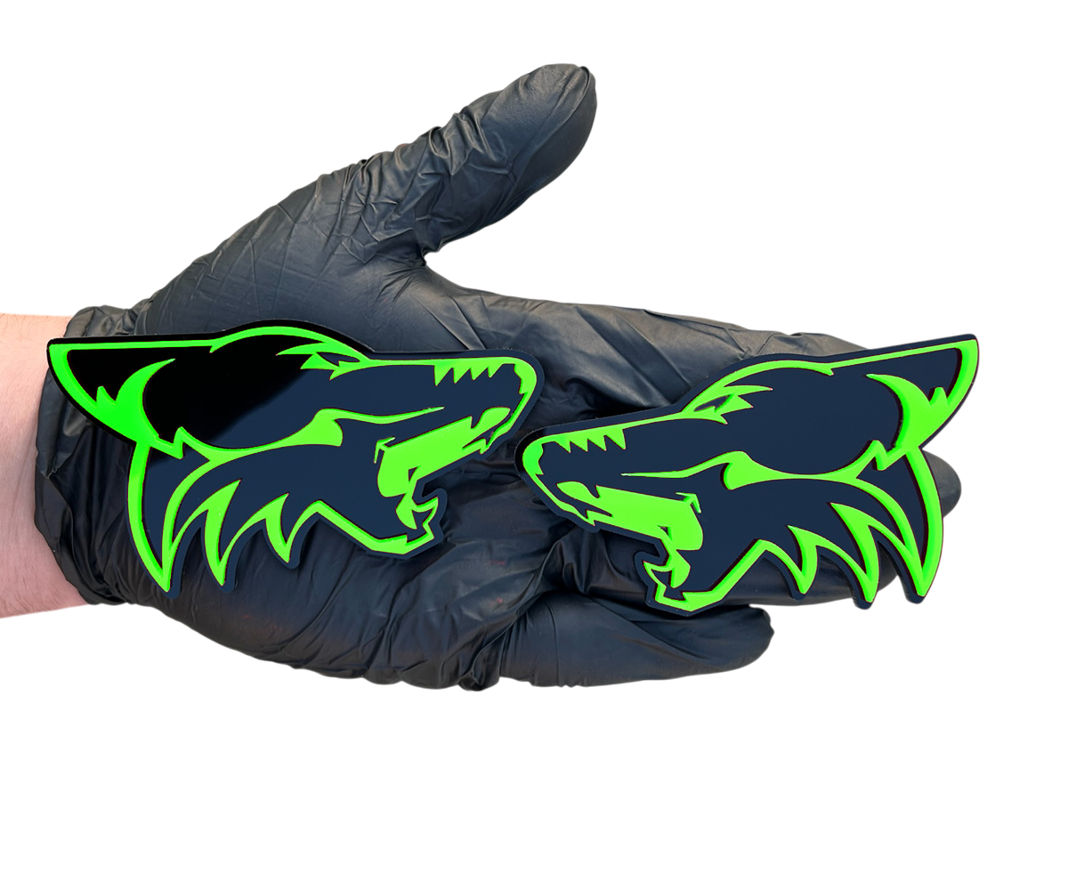 Green Coyote Head Emblem Badge – aggressive custom car emblem