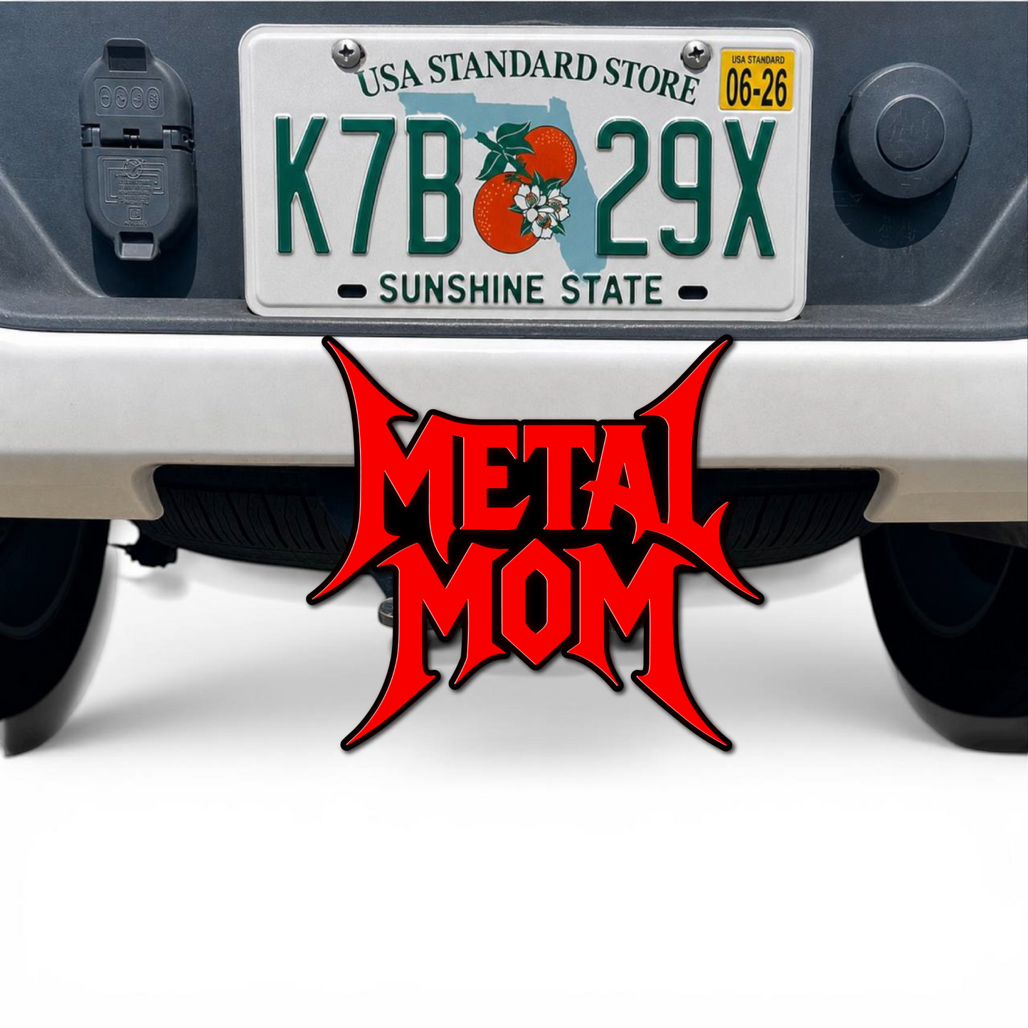 Heavy metal style METAL MOM 3D car badge hitch cover with red letters and black outline
