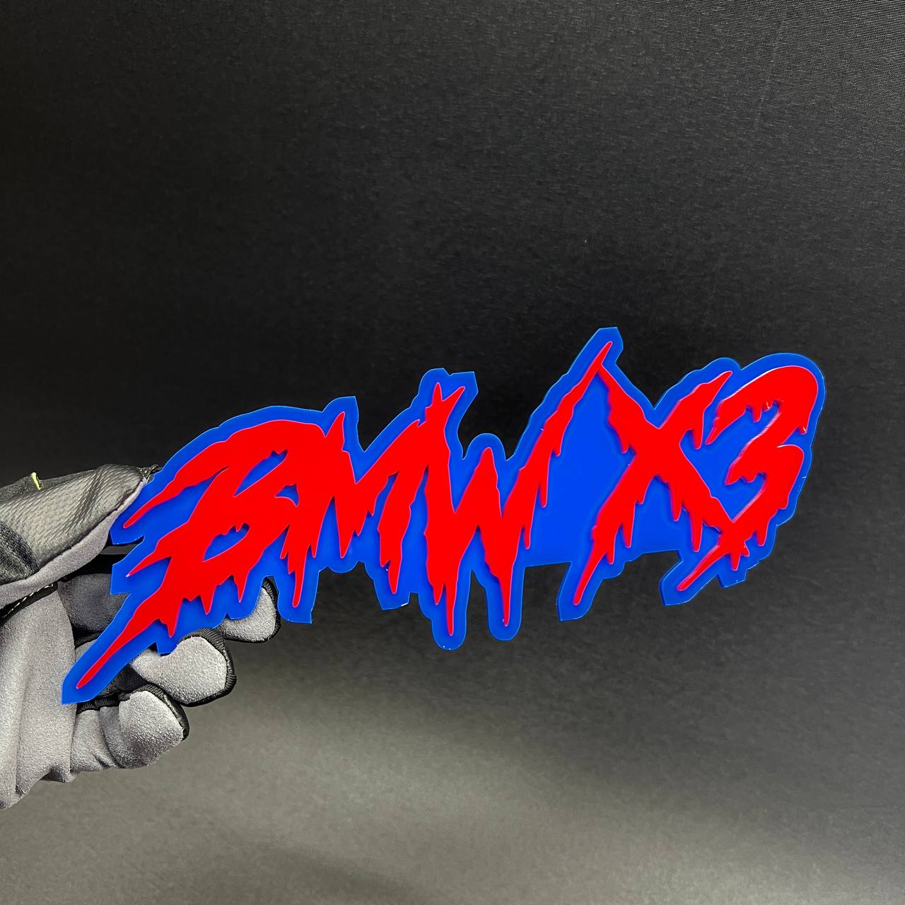 acrylic drip font badge red blue high contrast detail