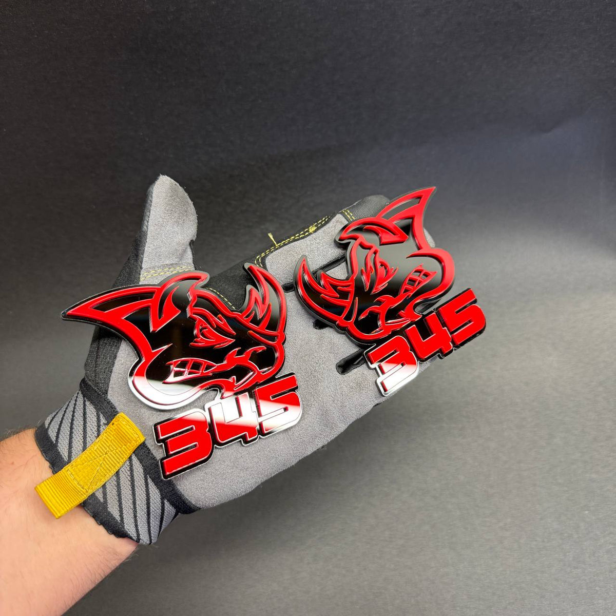 Custom Dodge Charger 392 Rhino fender emblem with glossy black rhinoceros face, bright red outlines and bold 392 numbers inspired by HEMI V8 performance.