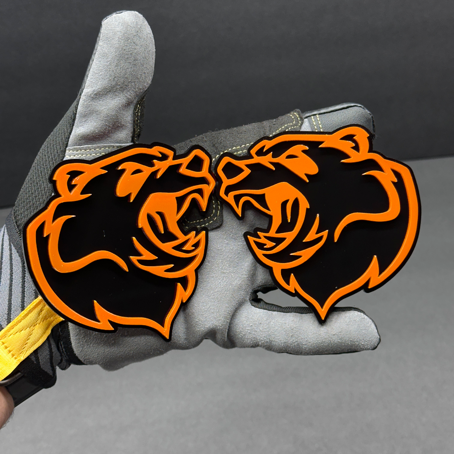 Custom Grizzly Bear hood and fender badge pair for personalized vehicle appearance