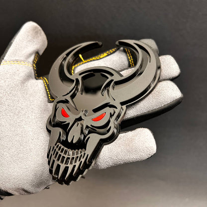 Custom Demon Skull auto badge with aggressive skull and horn design
