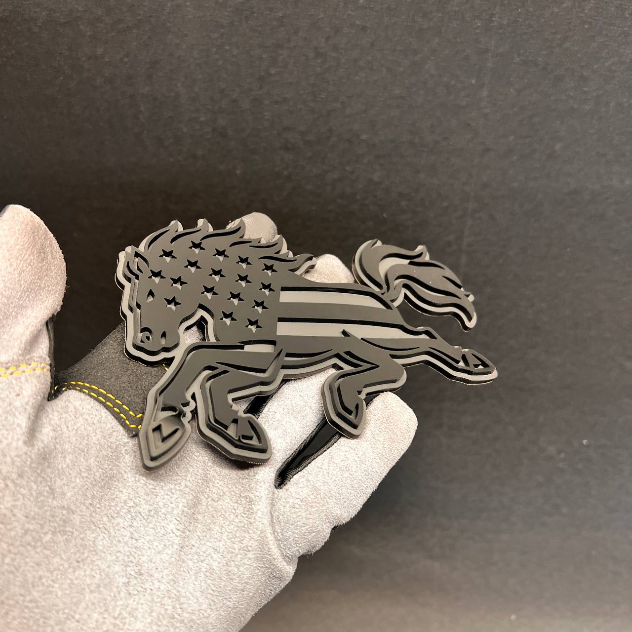 Black and silver American flag horse auto badge for truck or car fender