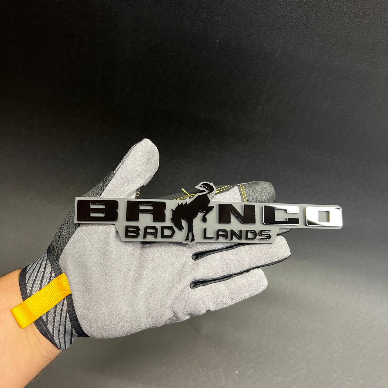 BRONCO BADLANDS black custom car badge fender emblem with raised letters