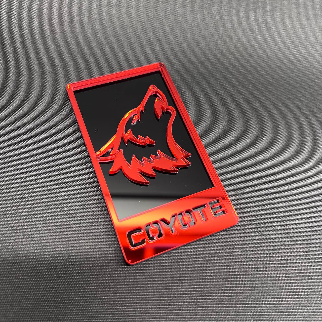 Custom 5.0 Coyote grille mount car badge for exterior automotive decor