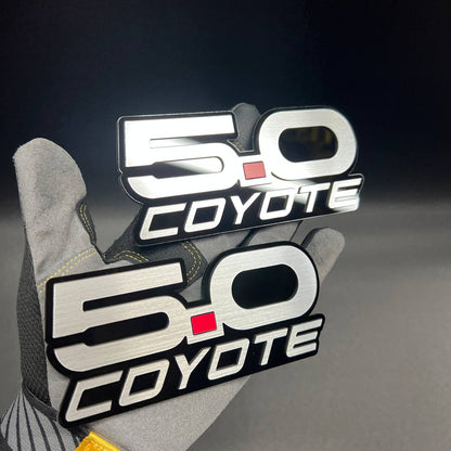 Coyote 5.0 Ford Mustang V8 fender badge car emblem