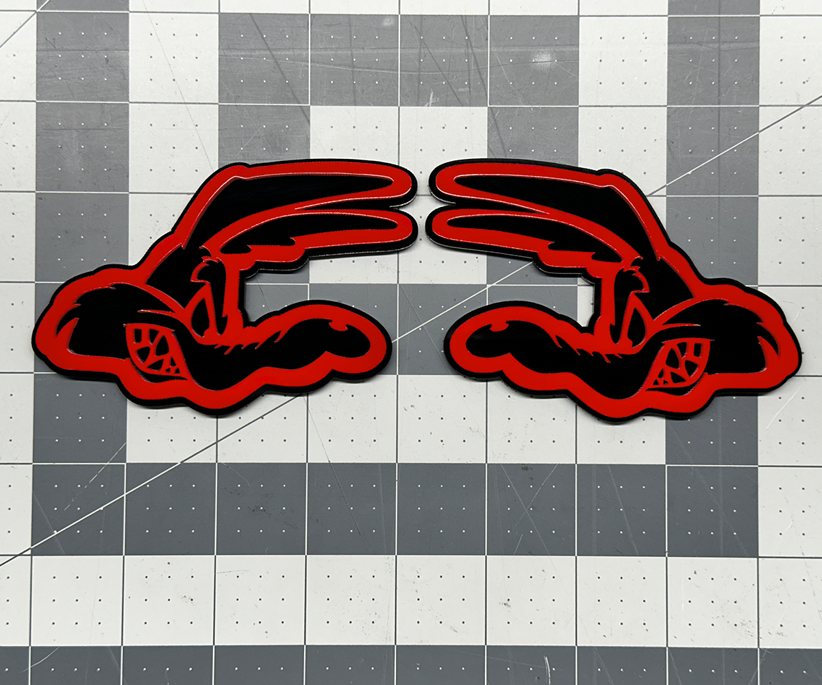 Red Coyote Head Emblem Badge – custom acrylic car/truck accessory