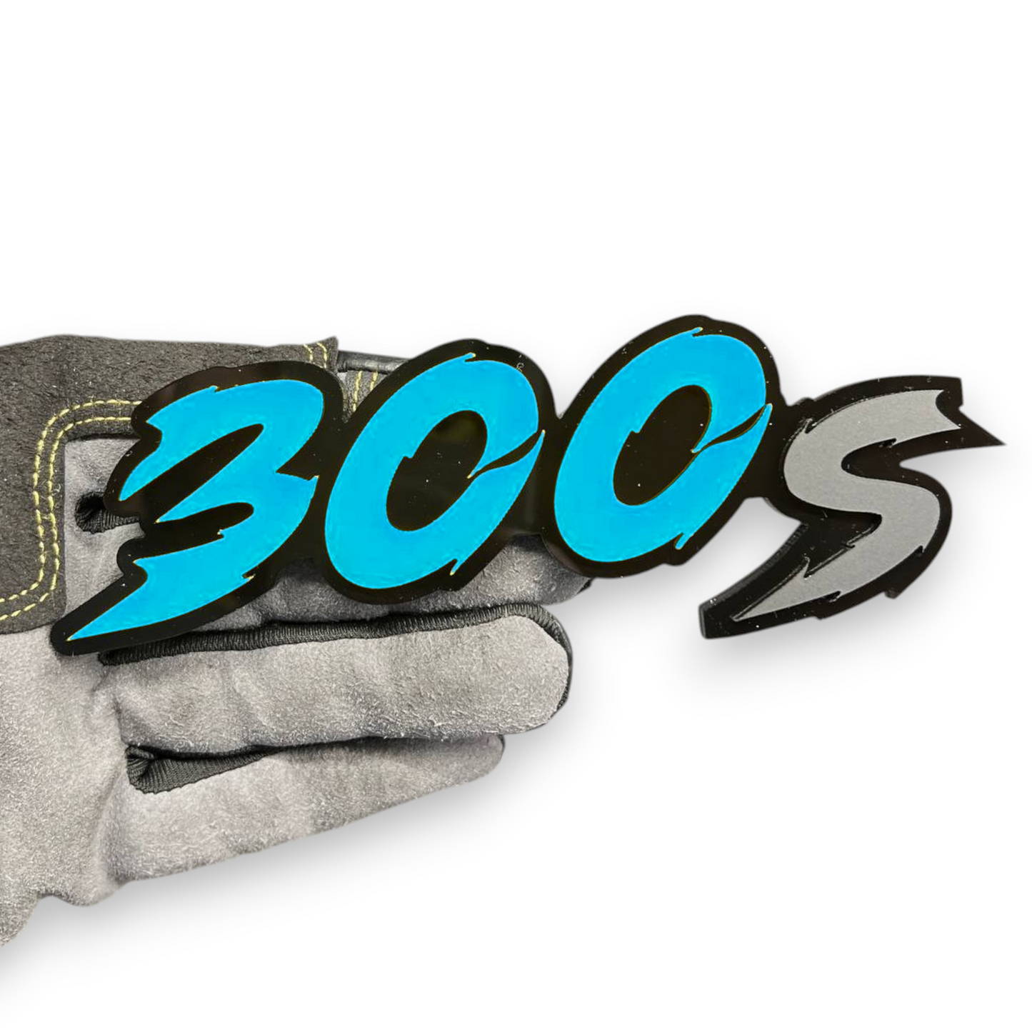 300 car emblem on dodge durango suv styling
