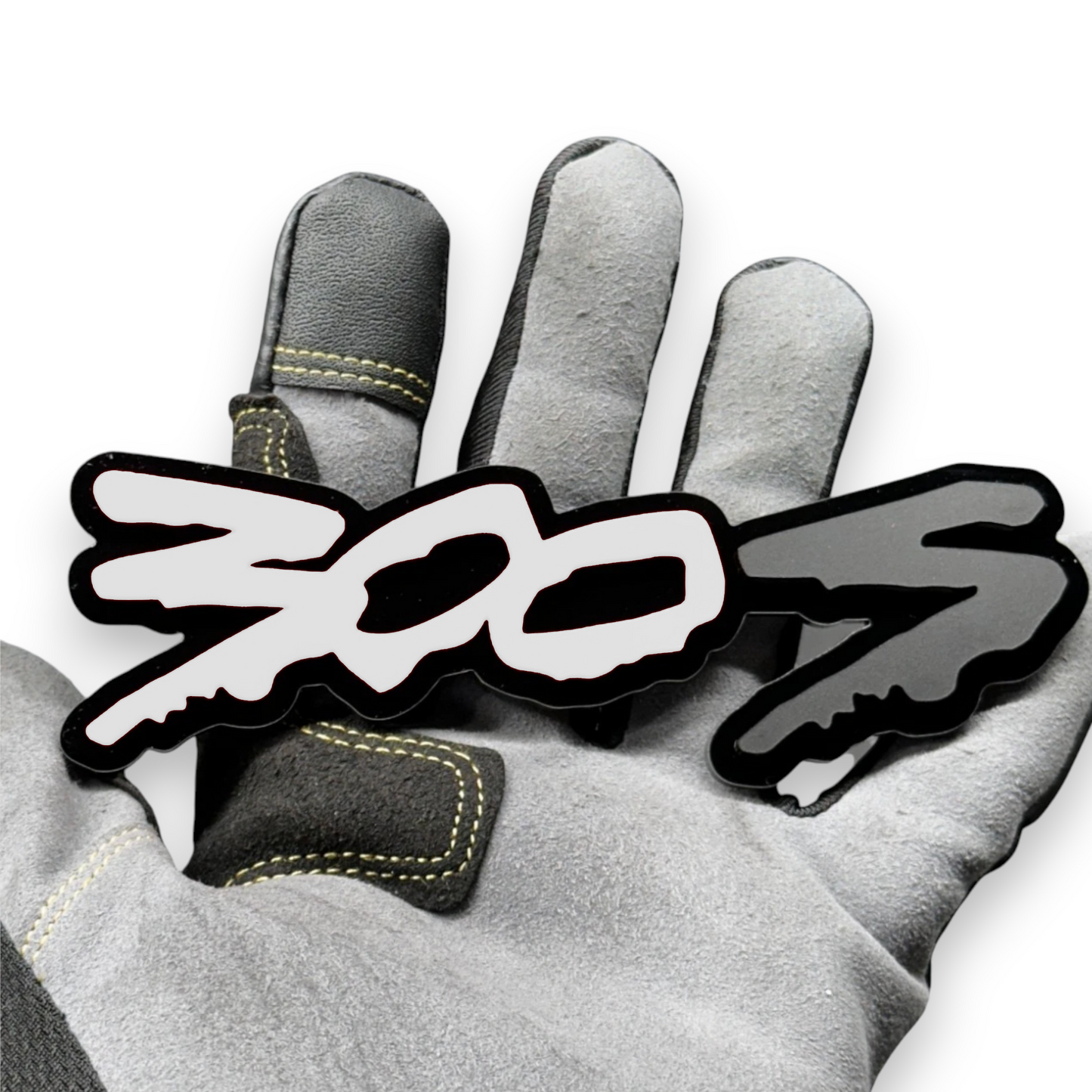 300 car emblem on dodge durango suv styling