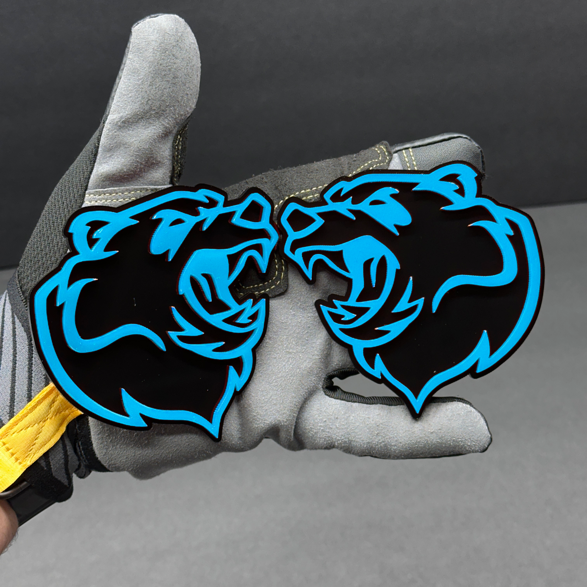 Custom Bear auto emblem pair for hood tailgate door or side panel placement