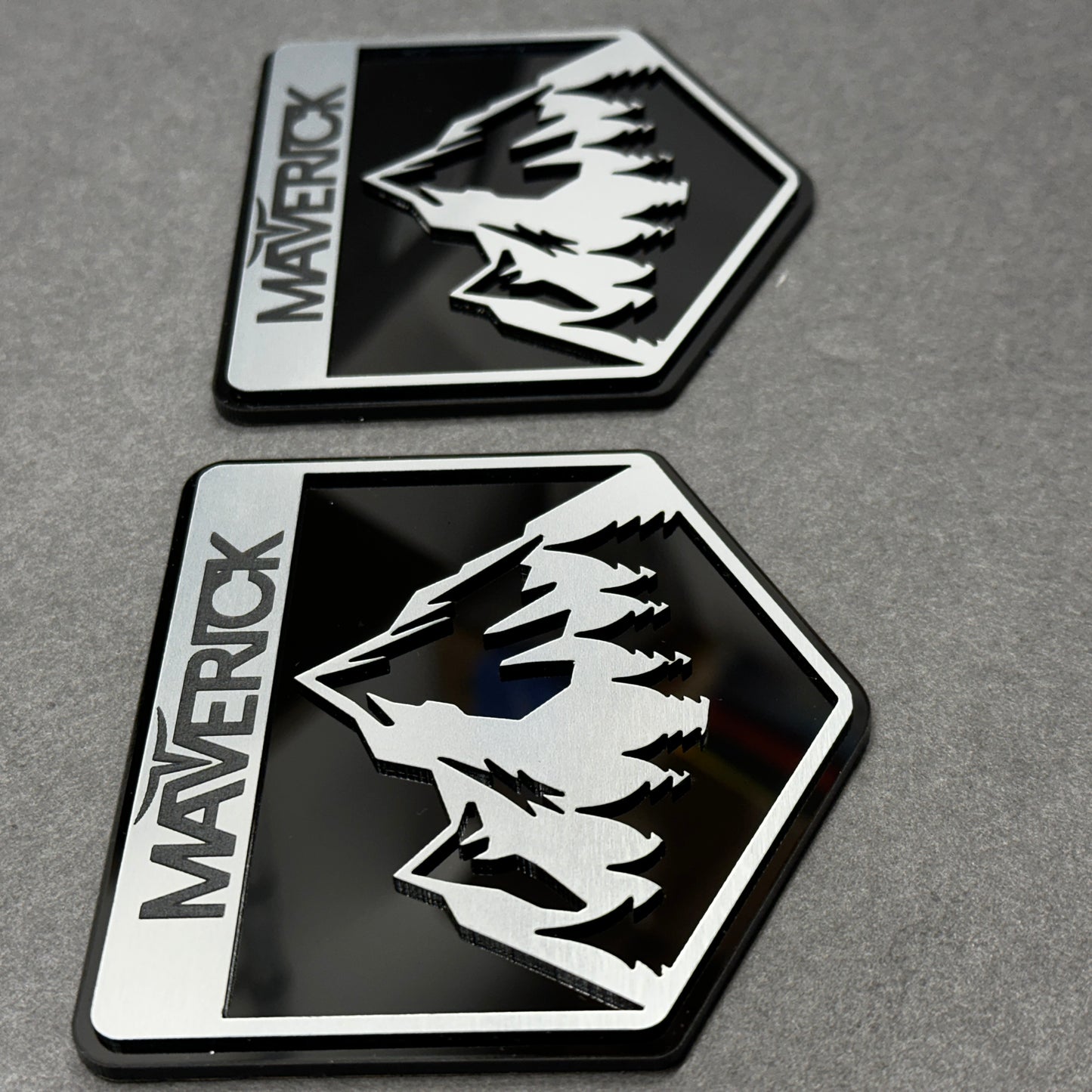 Gloss black and brushed silver Maverick Ford fender badge set