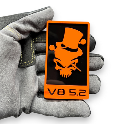 Skull V8 5.2 car badge performance truck fender emblem aggressive styling