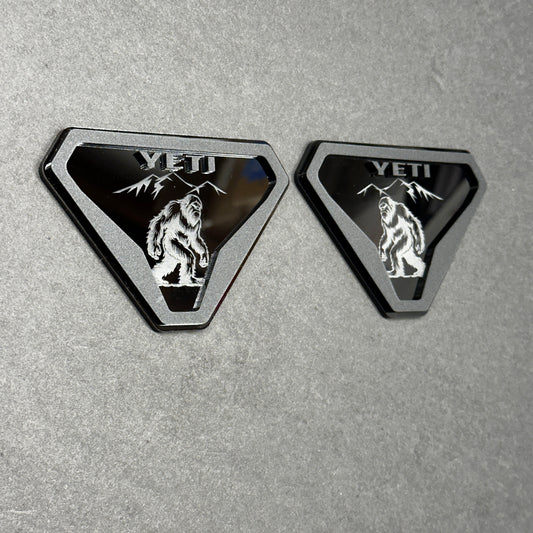 Silver and black Yeti car badge fender emblem for Bronco exterior