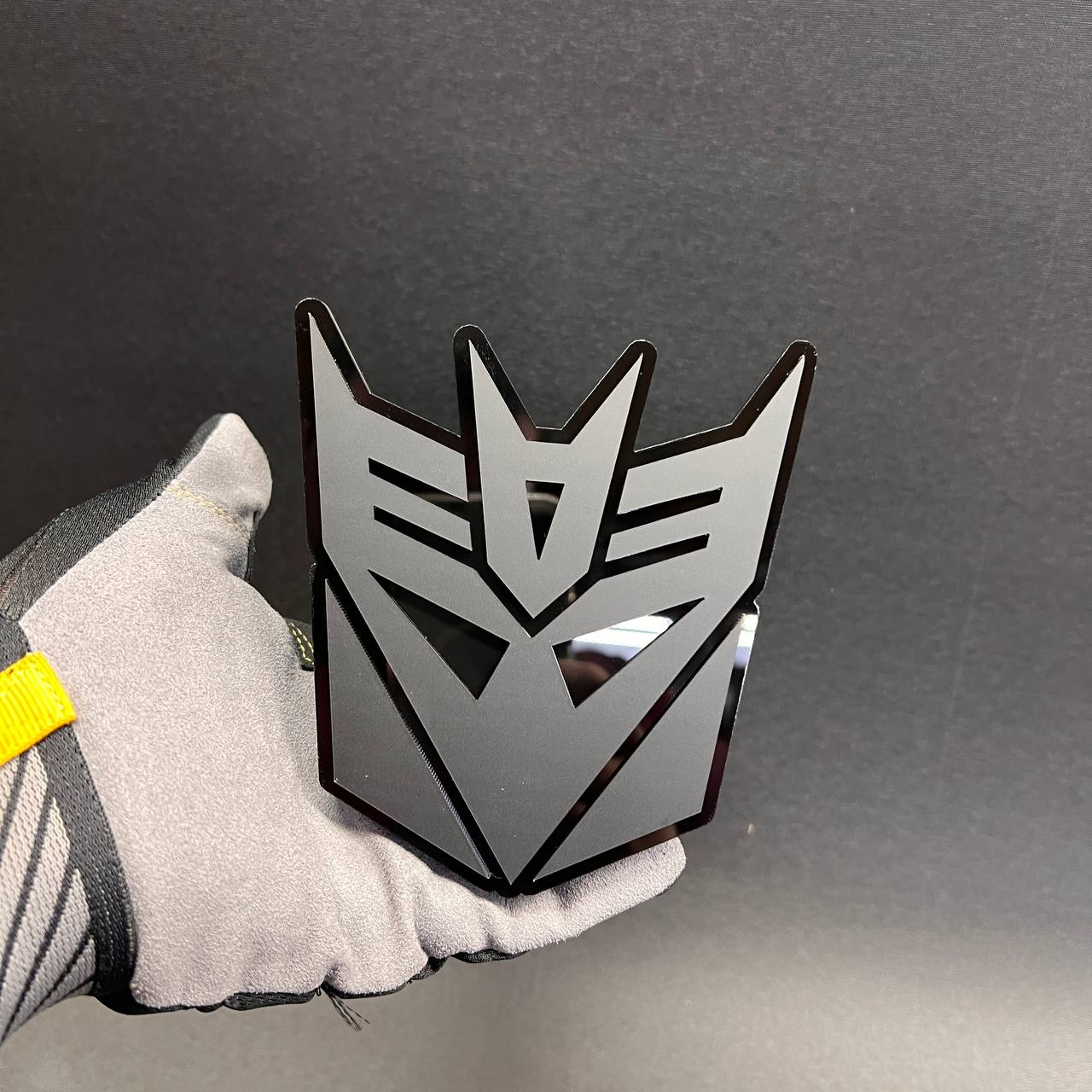 DECEPTICON Hitch Cover - Transformer Hitch Receiver Car Badge Exterior Tailgate Emblem