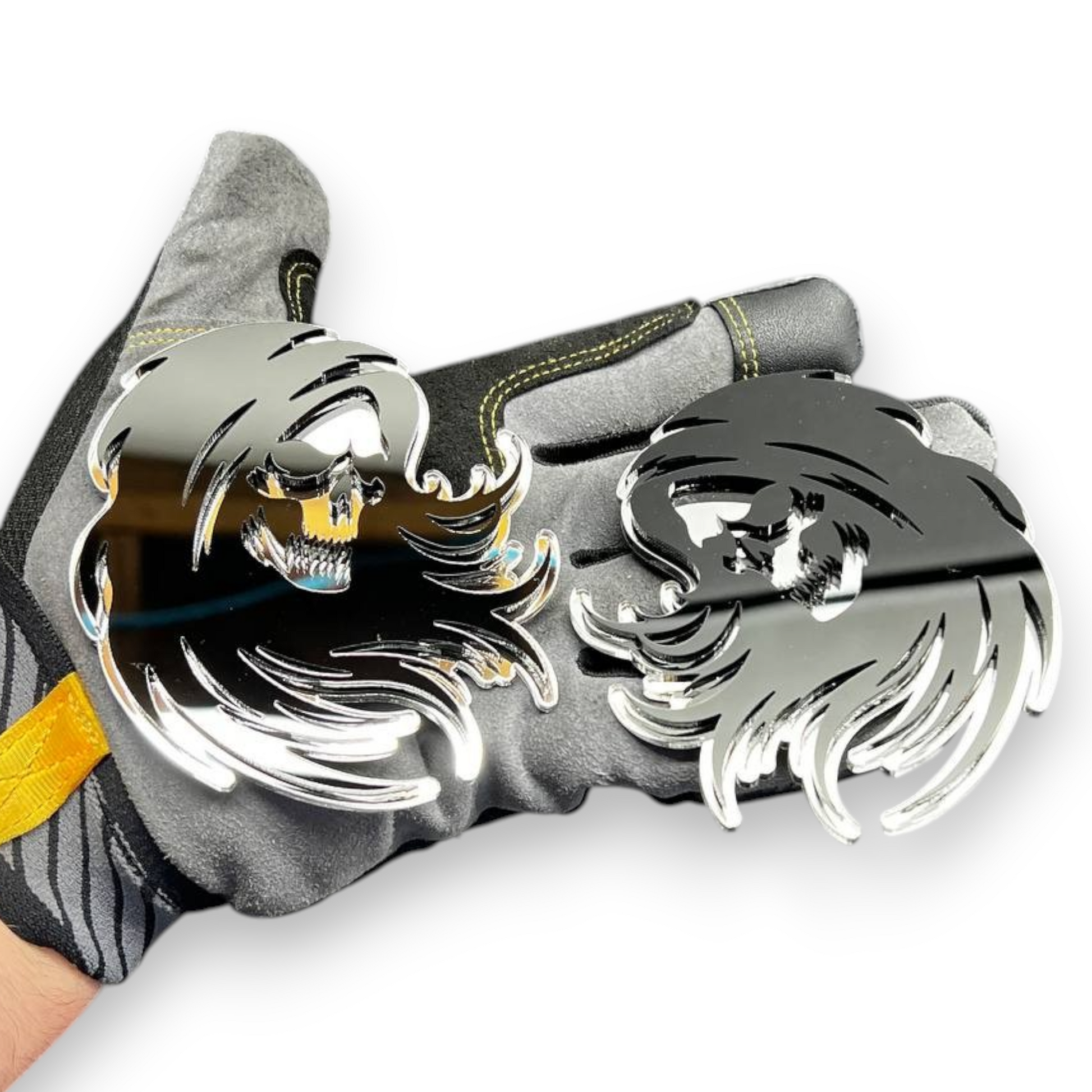 Skull head emblem for truck and SUV