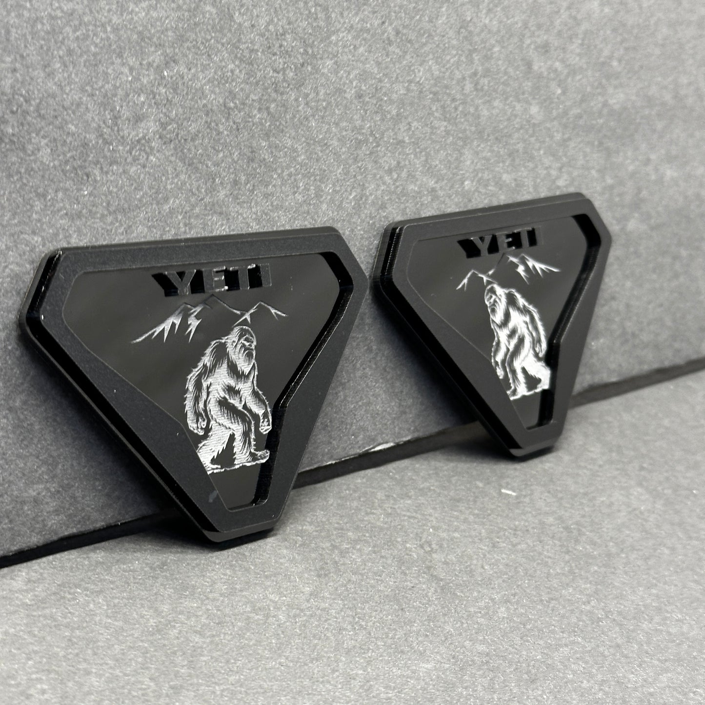 Custom Yeti mountain emblem for Bronco off-road truck badge