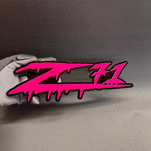 Z71 Dripping car badge fender emblem in pink and black for truck exterior